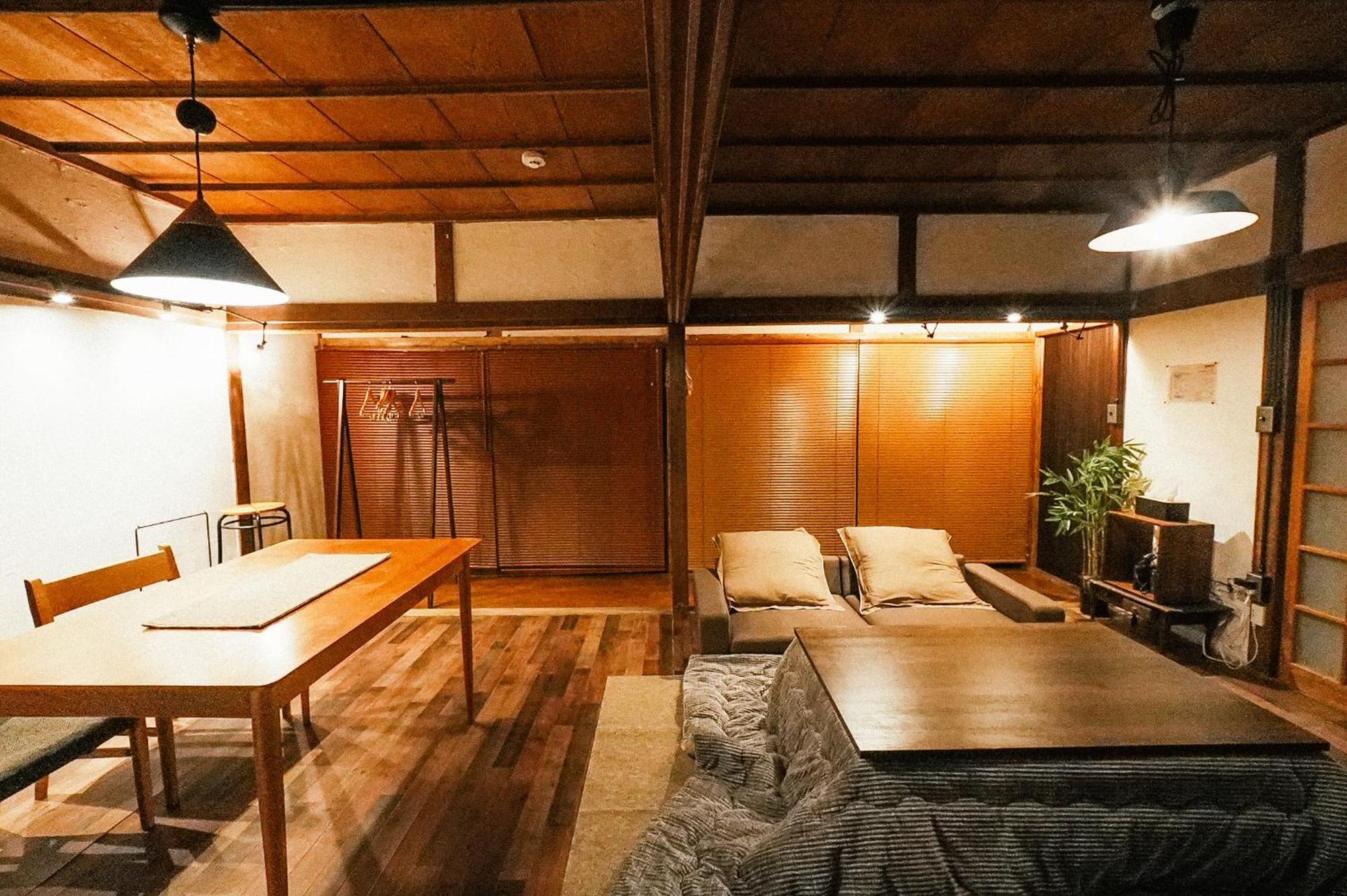 松本市の一棟貸し切りできる古民家 Esterno foto