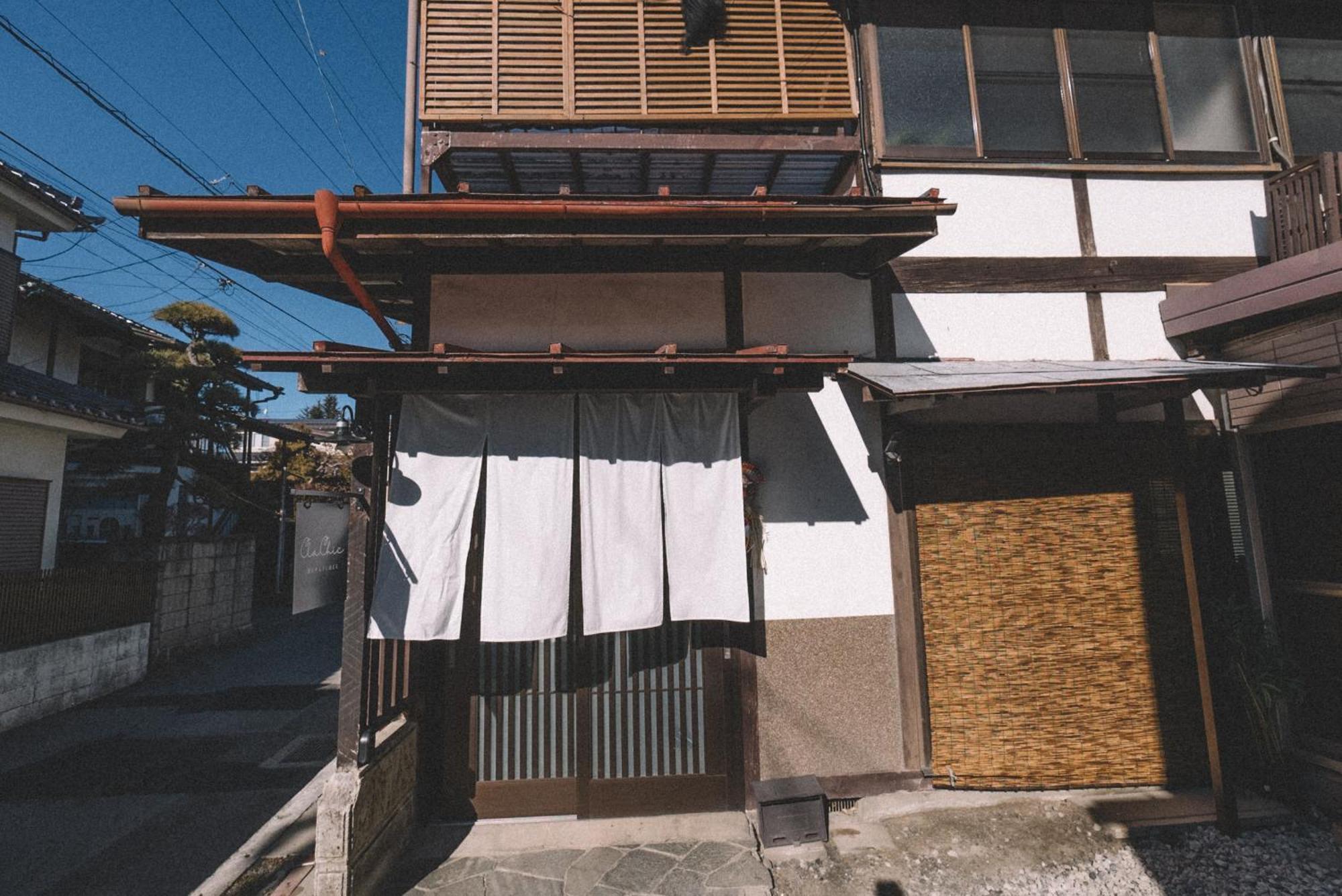 松本市の一棟貸し切りできる古民家 Esterno foto